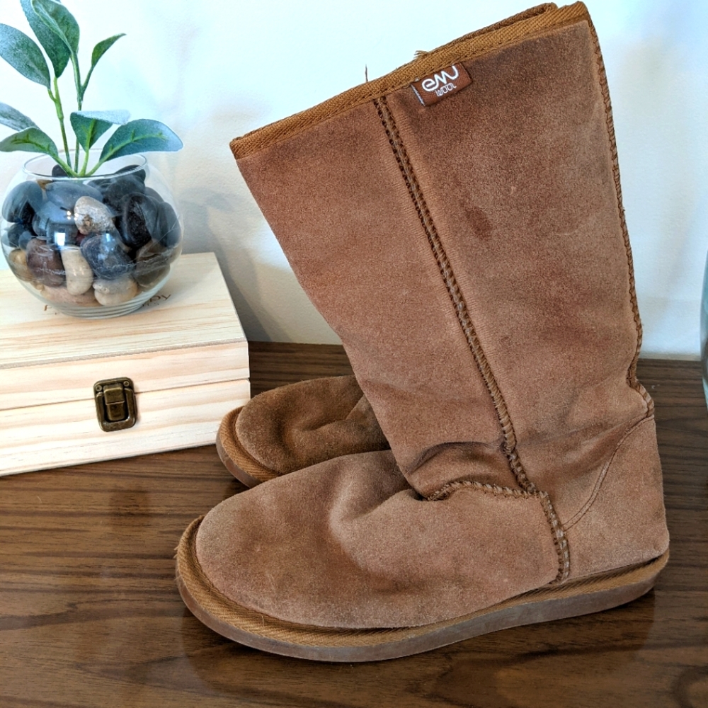 Emu boots